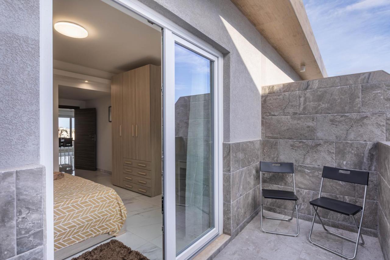 Terrace View-Stylish Two Bedrooms Fully Ac-Wifi Penthouse Msida Esterno foto