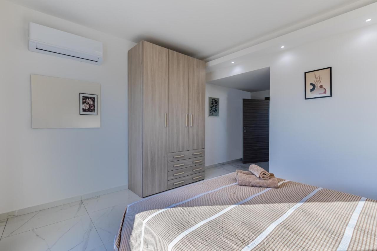 Terrace View-Stylish Two Bedrooms Fully Ac-Wifi Penthouse Msida Esterno foto