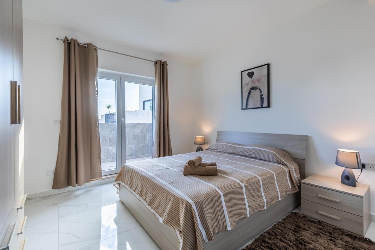 Terrace View-Stylish Two Bedrooms Fully Ac-Wifi Penthouse Msida Esterno foto