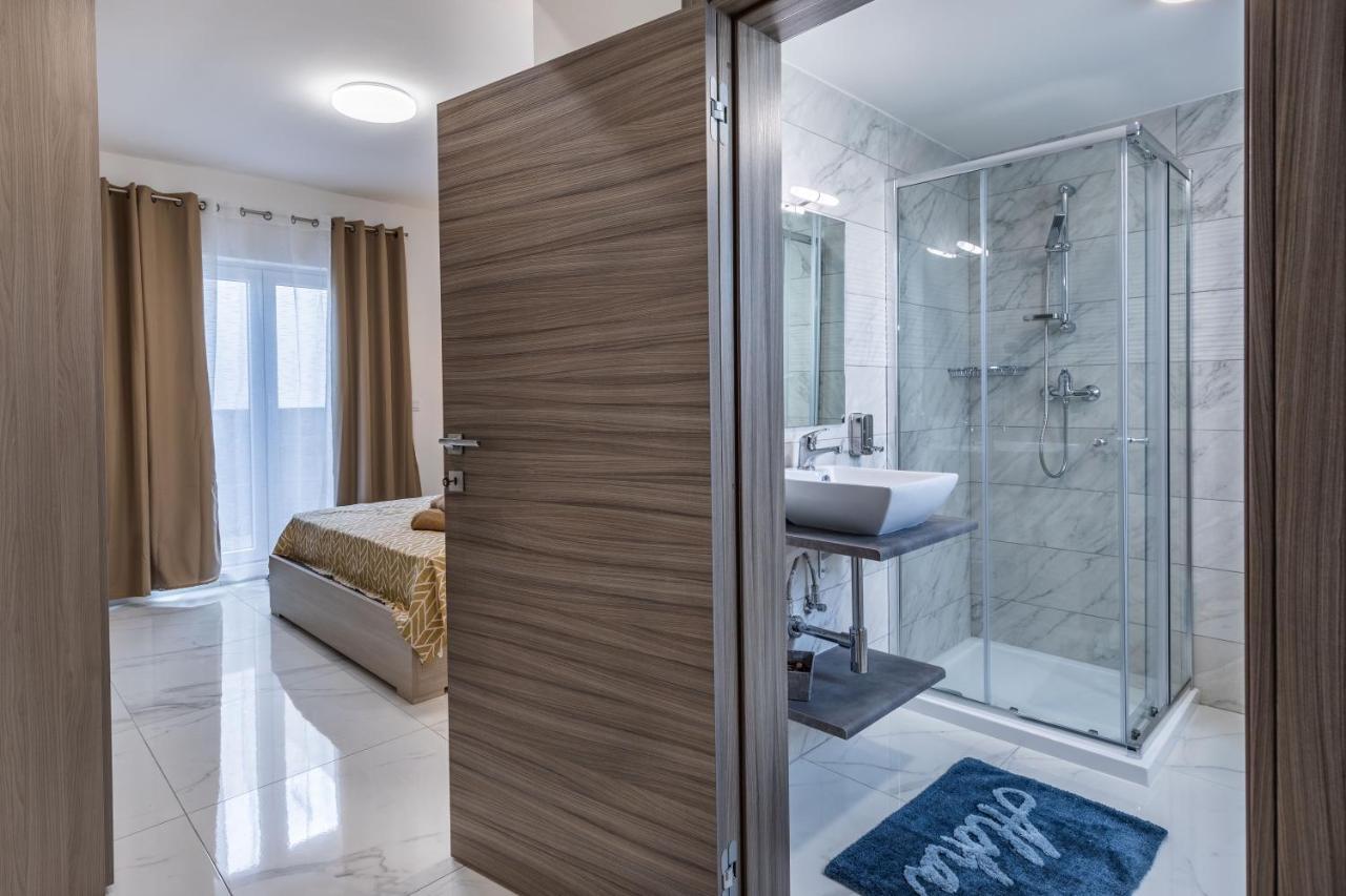 Terrace View-Stylish Two Bedrooms Fully Ac-Wifi Penthouse Msida Esterno foto