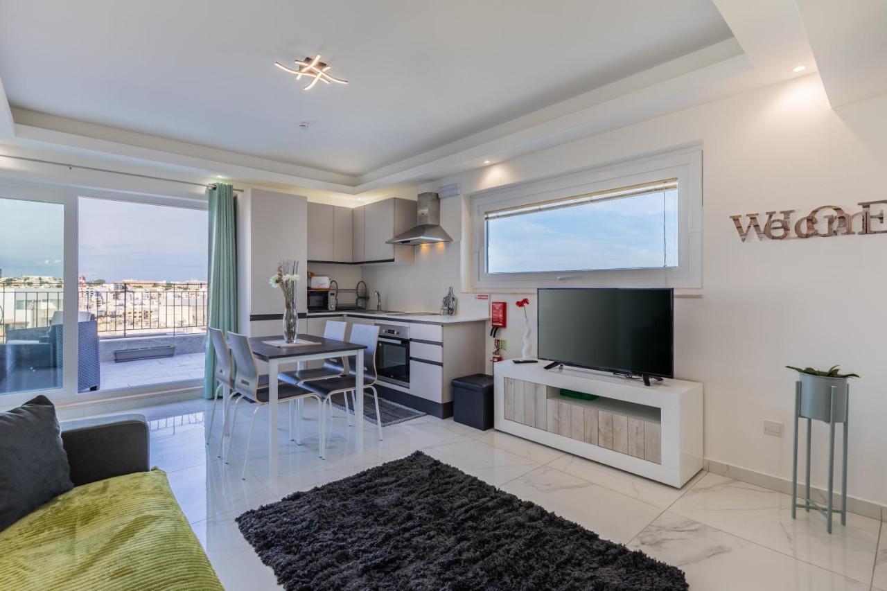 Terrace View-Stylish Two Bedrooms Fully Ac-Wifi Penthouse Msida Esterno foto